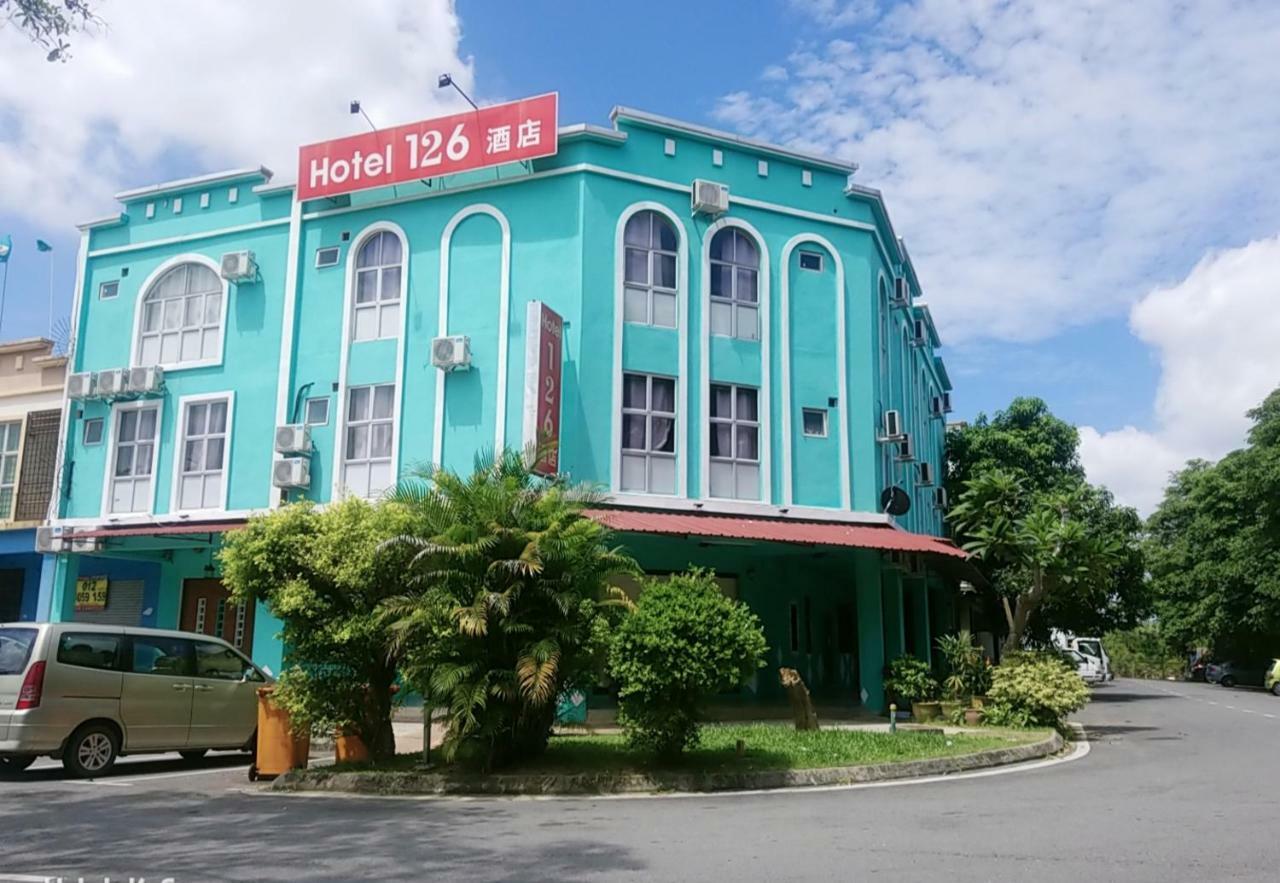Hotel 126 Sepang Exterior photo